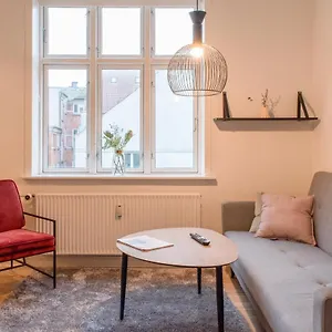 Lejlighed Bright And Spacious In Downtown, Århus